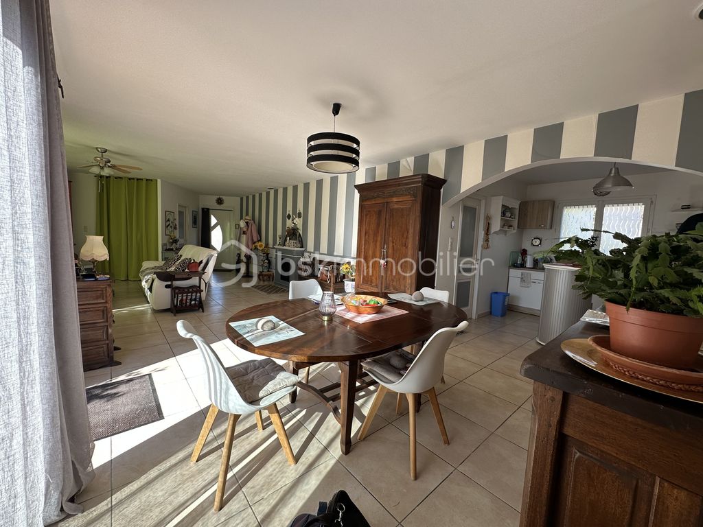 Achat maison à vendre 3 chambres 115 m² - Thézan-lès-Béziers