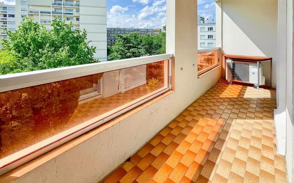 Achat appartement à vendre 5 pièces 107 m² - Lyon 8ème arrondissement