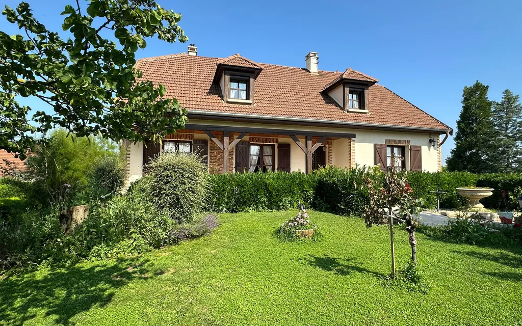 Achat maison à vendre 4 chambres 183 m² - Tavaux