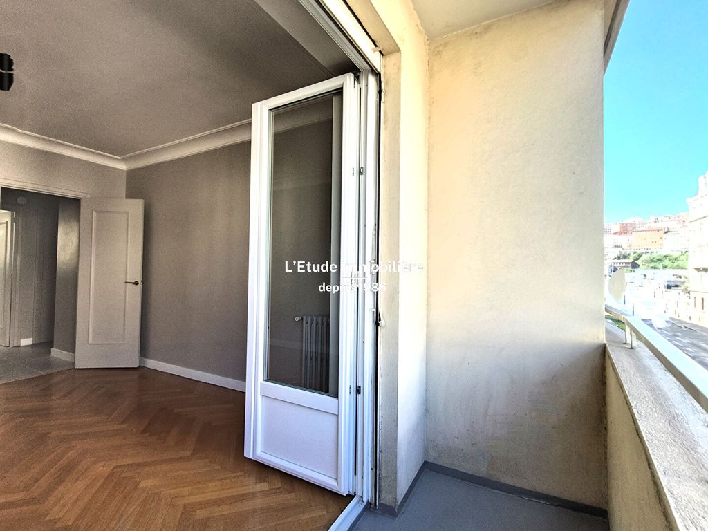 Achat appartement à vendre 2 pièces 56 m² - Lyon 6ème arrondissement