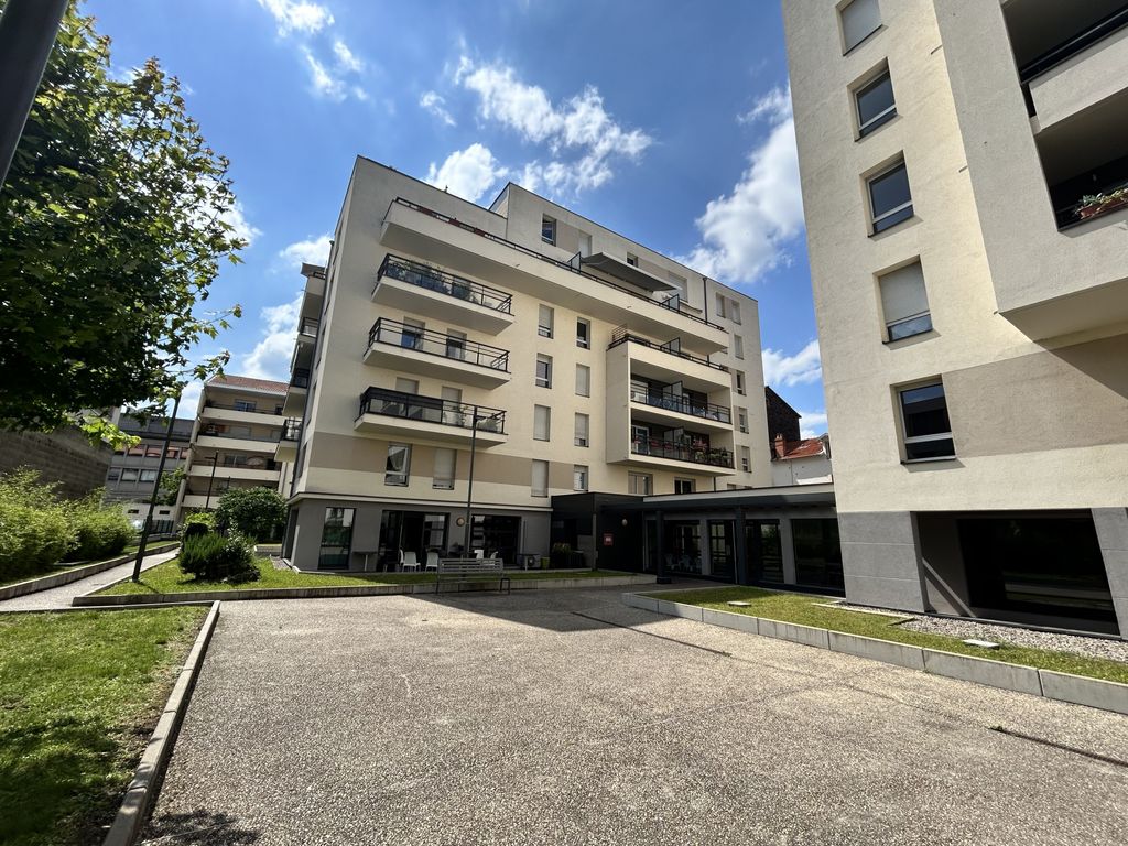 Achat appartement à vendre 2 pièces 40 m² - Clermont-Ferrand