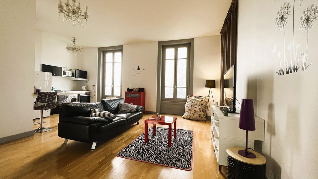 Achat appartement à vendre 2 pièces 50 m² - Caluire-et-Cuire