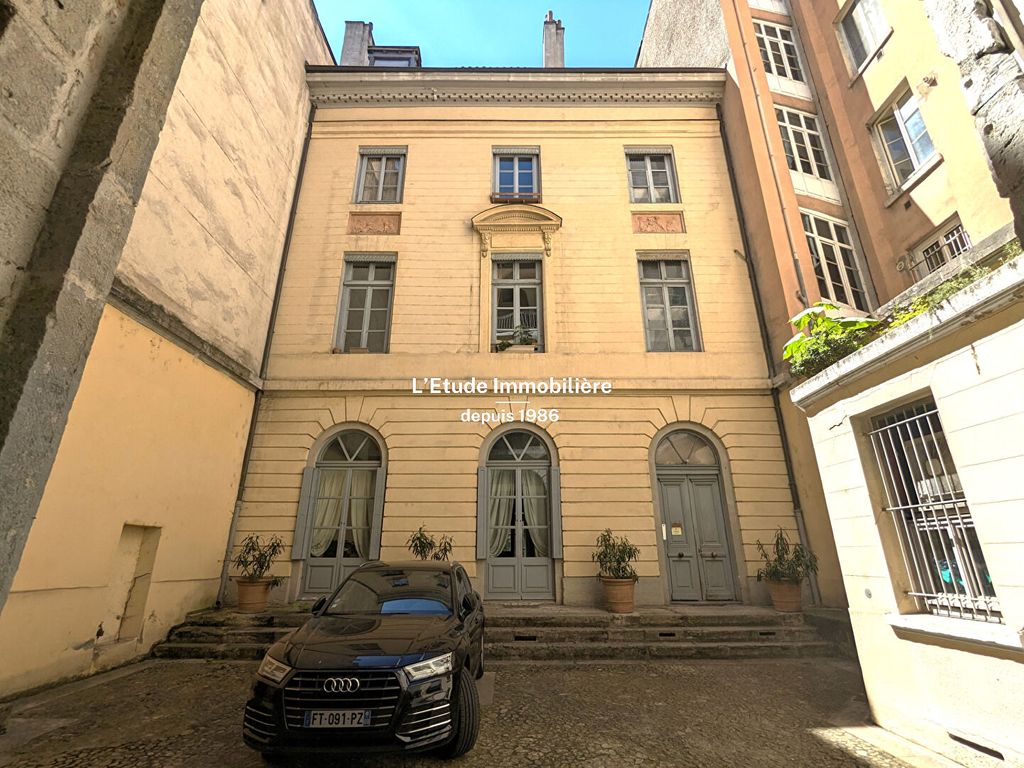 Achat appartement à vendre 3 pièces 110 m² - Lyon 2ème arrondissement