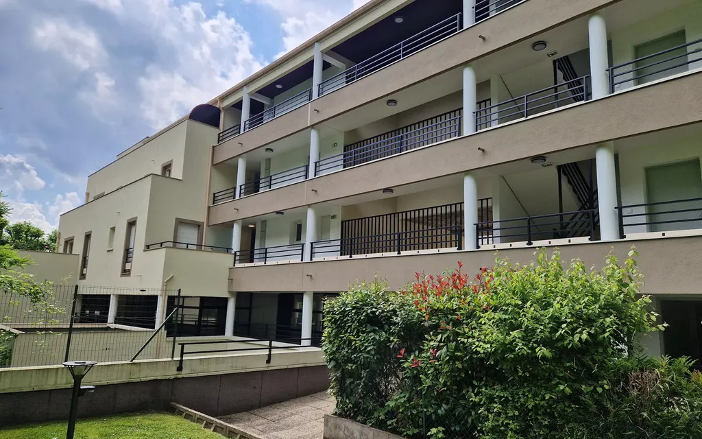 Achat appartement à vendre 2 pièces 44 m² - Boissy-Saint-Léger