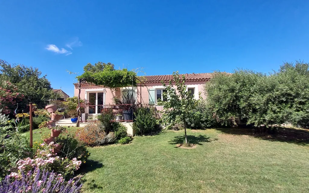 Achat maison à vendre 3 chambres 109 m² - Cavaillon