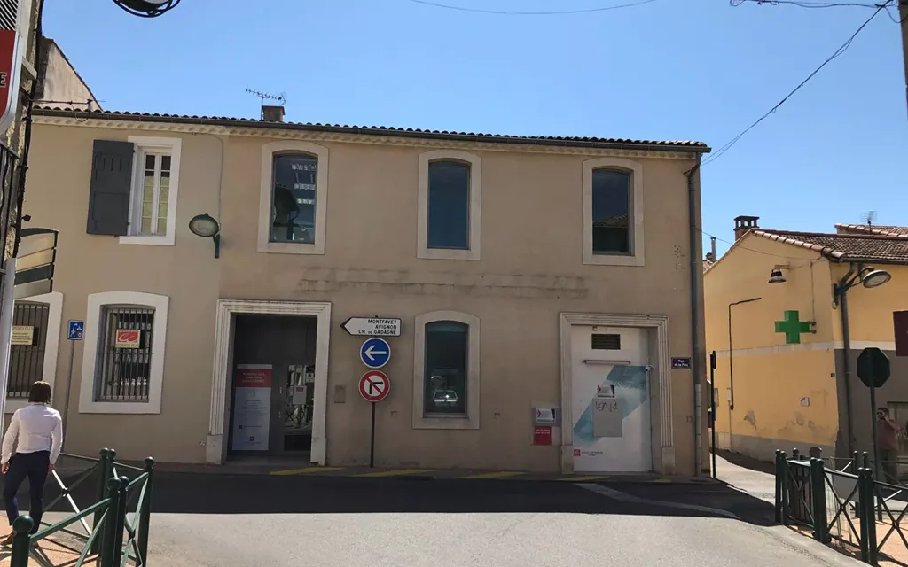 Achat maison à vendre 1 chambre 133 m² - Morières-lès-Avignon