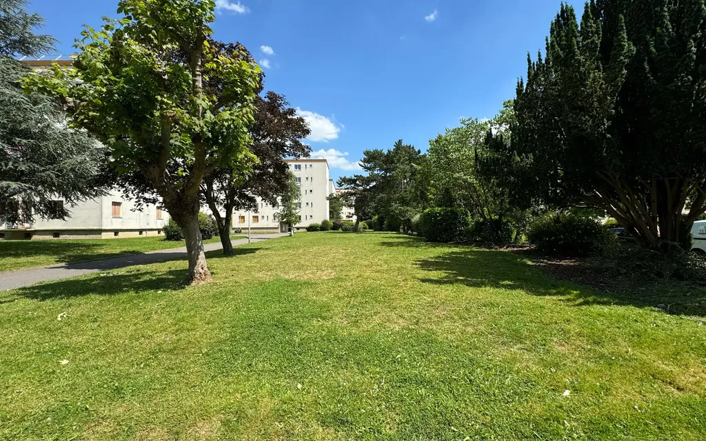 Achat appartement à vendre 3 pièces 58 m² - Le Plessis-Trévise