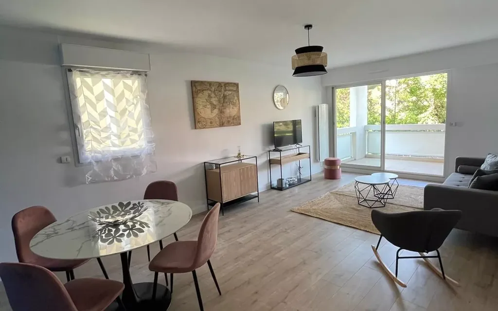 Achat appartement à vendre 3 pièces 73 m² - Cannes