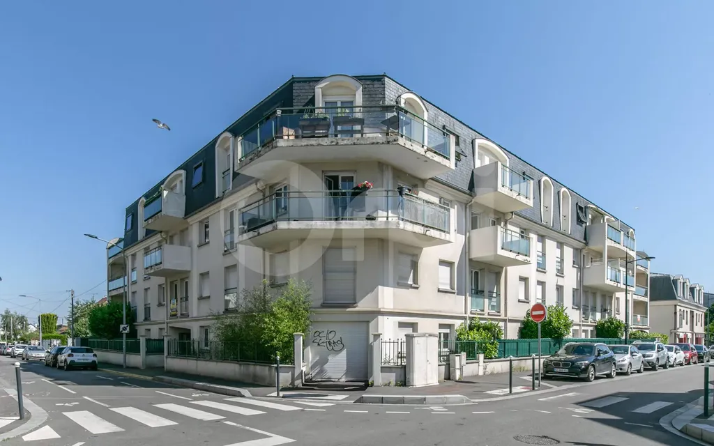 Achat appartement à vendre 2 pièces 42 m² - Pontault-Combault