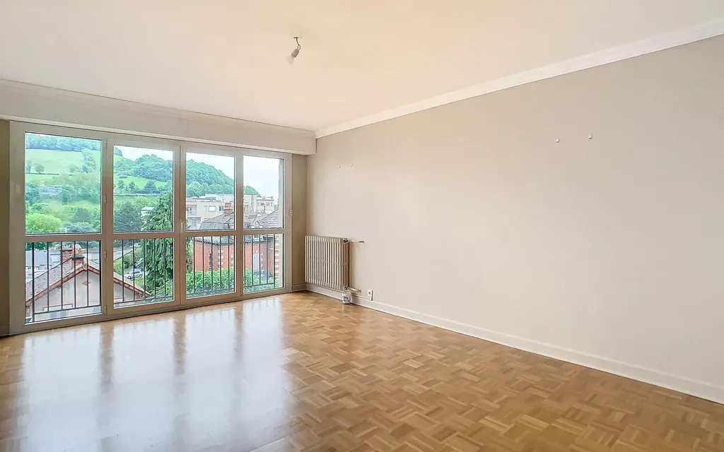 Achat appartement à vendre 4 pièces 91 m² - Aurillac