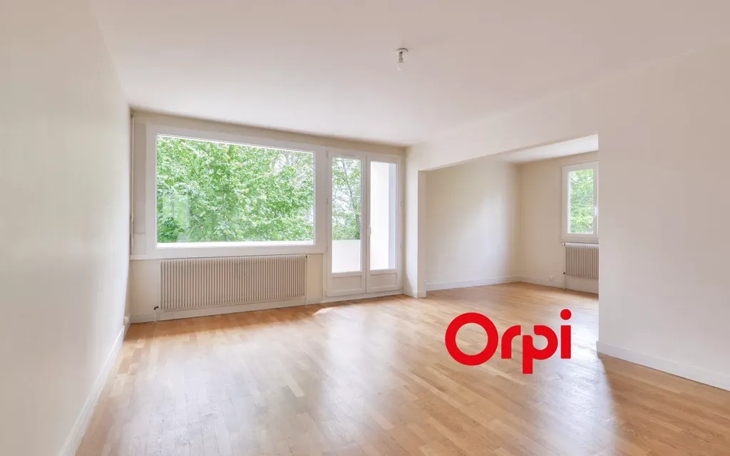 Achat appartement à vendre 4 pièces 95 m² - Irigny