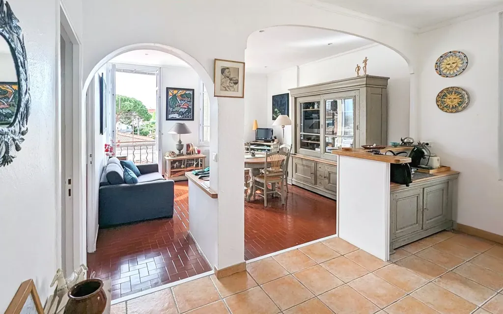 Achat appartement à vendre 2 pièces 48 m² - Cannes