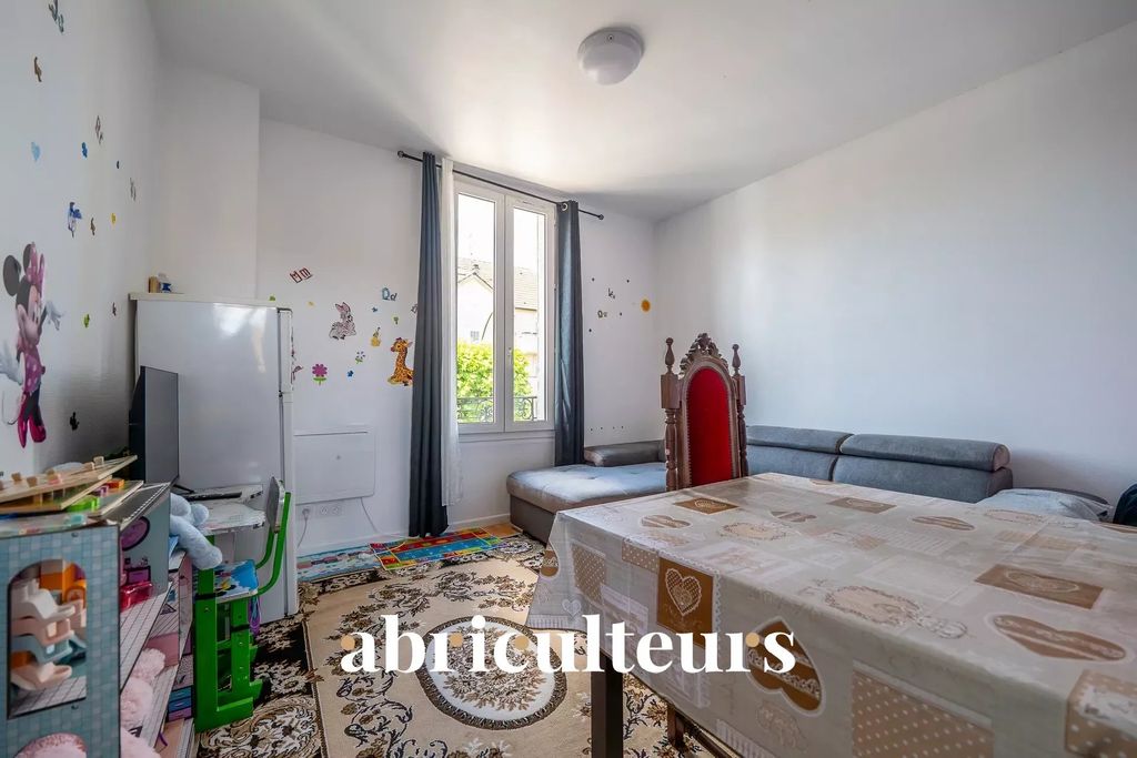 Achat maison à vendre 5 chambres 200 m² - Sevran