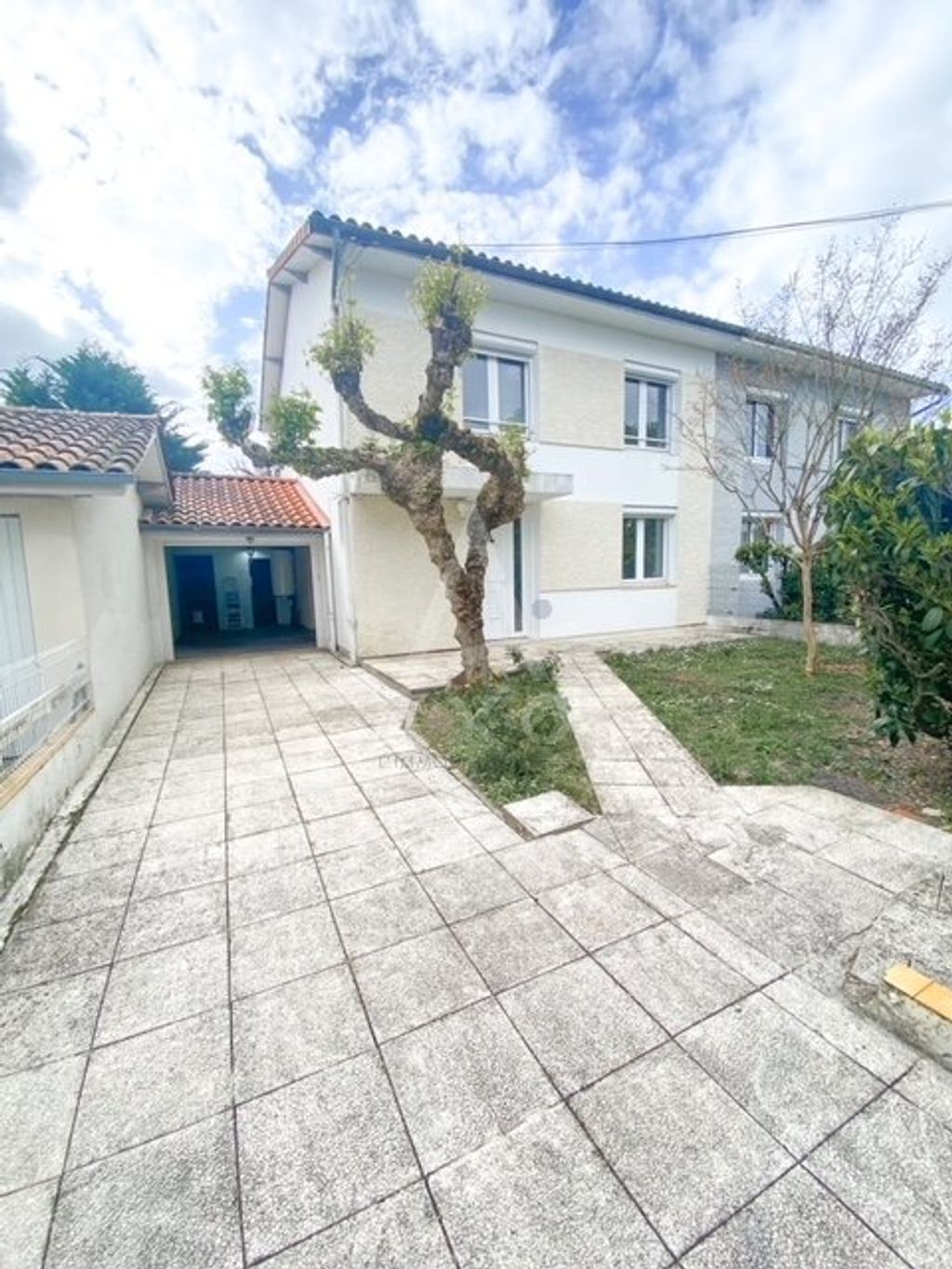 Achat maison à vendre 3 chambres 105 m² - Mérignac