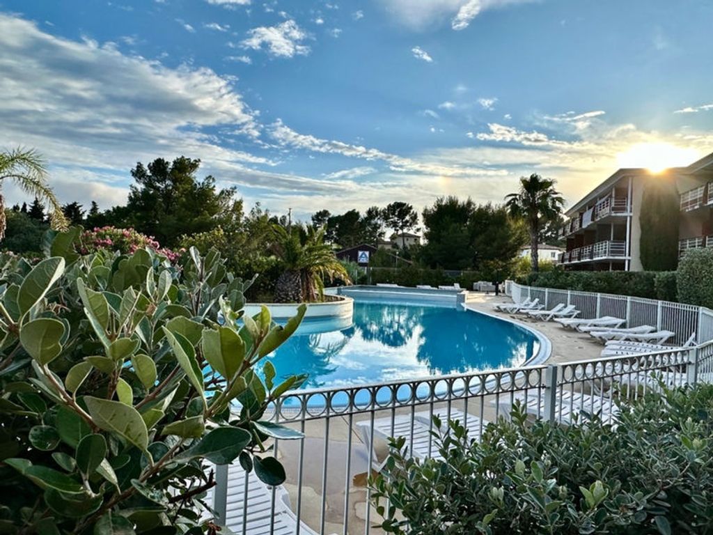 Achat appartement à vendre 2 pièces 32 m² - La Ciotat