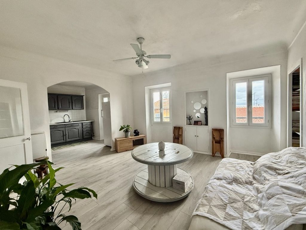 Achat appartement à vendre 5 pièces 104 m² - Grasse