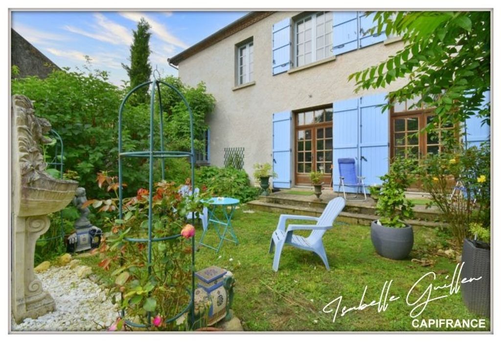 Achat maison à vendre 4 chambres 218 m² - Charroux