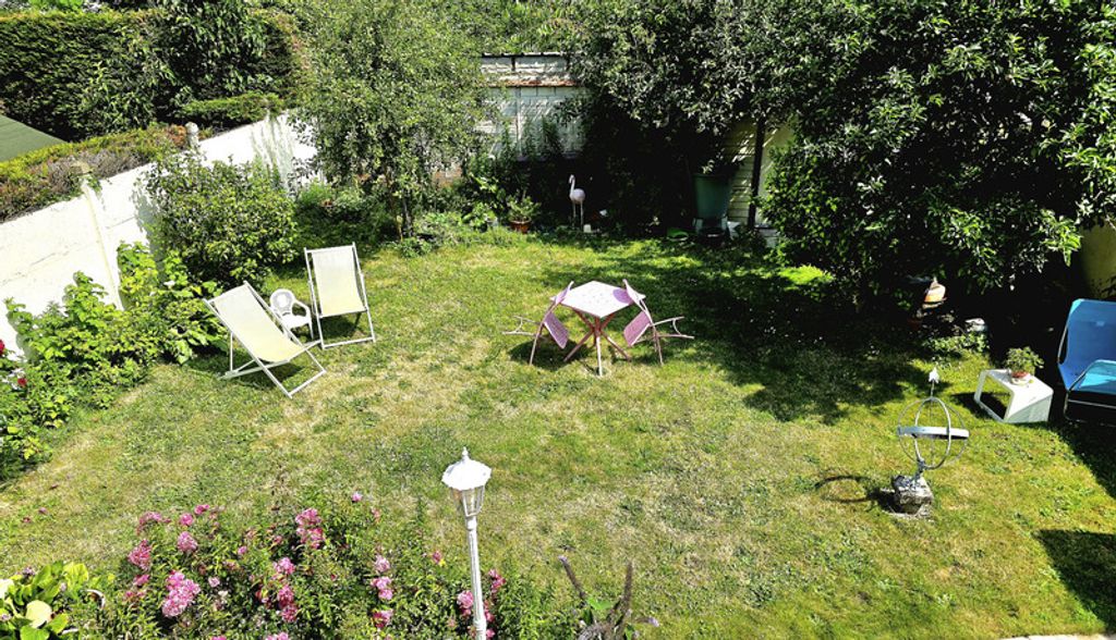 Achat maison à vendre 3 chambres 130 m² - Saint-Cyr-l'École