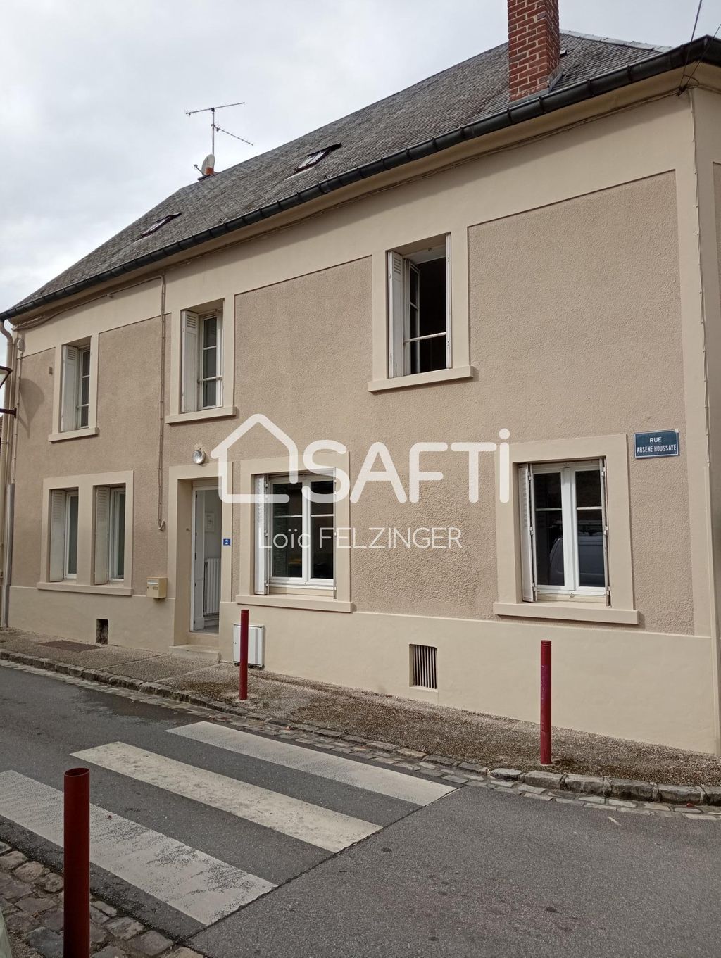 Achat maison à vendre 4 chambres 100 m² - Bruyères-et-Montbérault