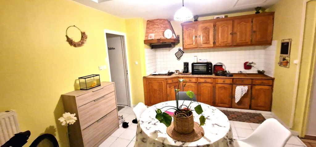 Achat maison à vendre 2 chambres 74 m² - Saint-Quentin