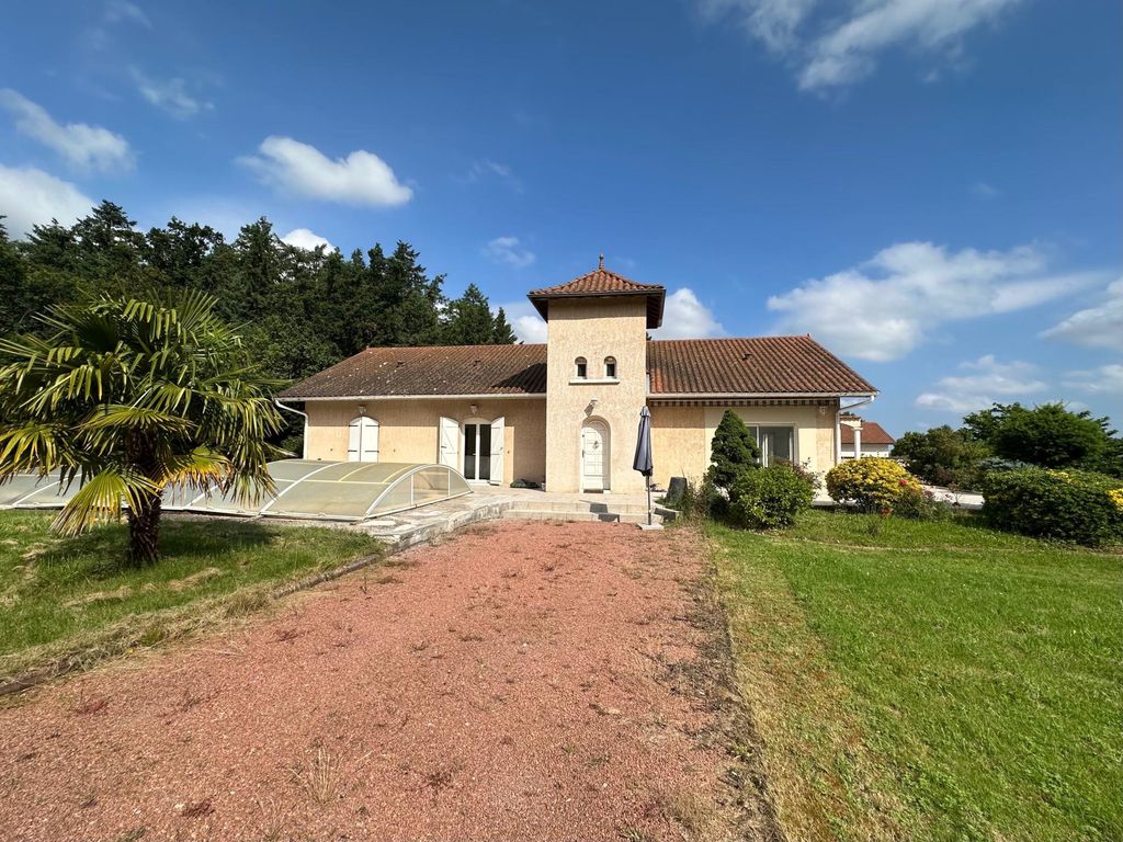 Achat maison à vendre 4 chambres 212 m² - Saint-Alban-les-Eaux