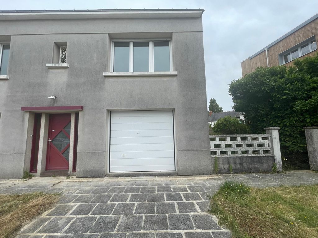 Achat maison à vendre 3 chambres 136 m² - Nantes