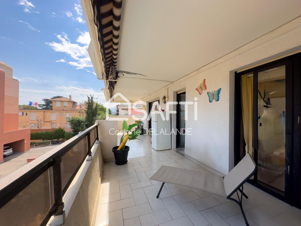 Achat appartement à vendre 3 pièces 65 m² - Cagnes-sur-Mer