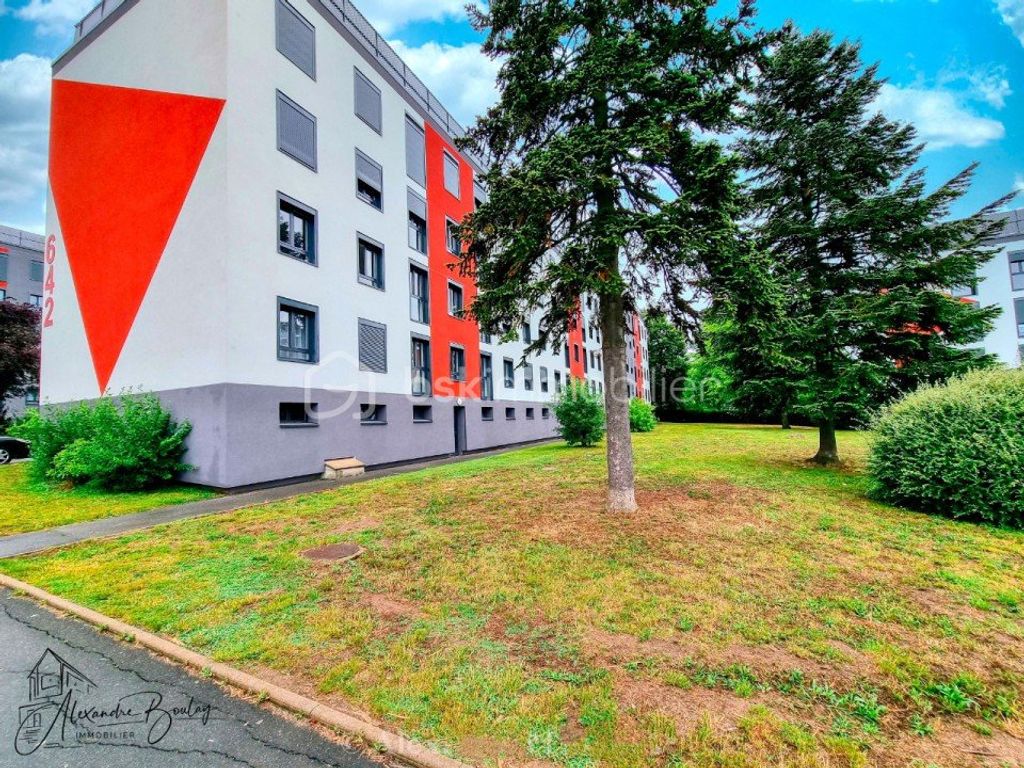 Achat appartement à vendre 4 pièces 71 m² - Saint-Jean-de-la-Ruelle