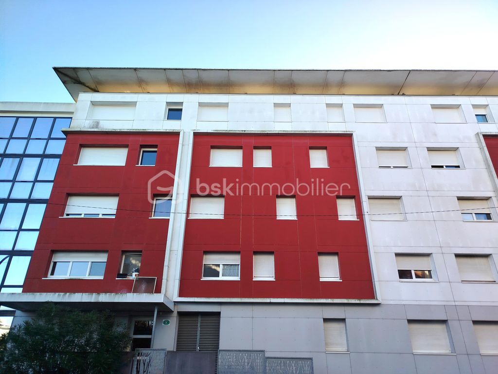 Achat appartement à vendre 3 pièces 63 m² - Cenon