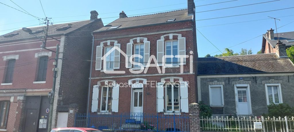 Achat maison à vendre 4 chambres 152 m² - Laon