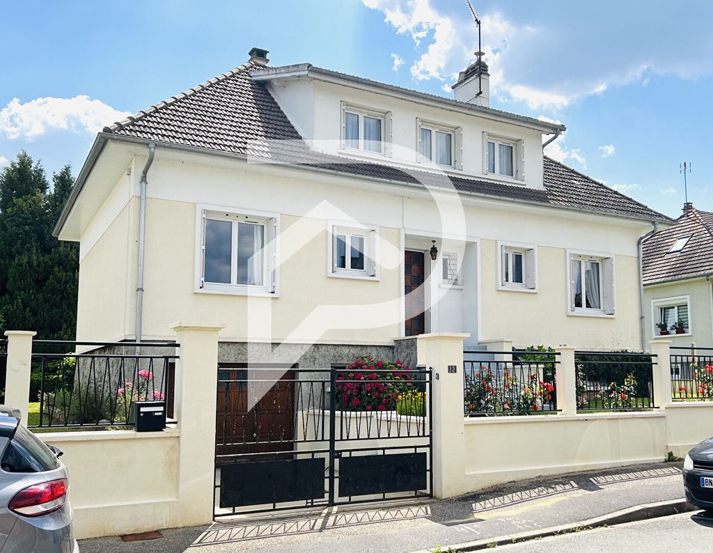 Achat maison à vendre 4 chambres 116 m² - Beauvais