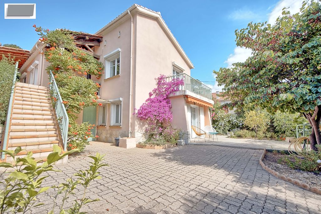 Achat maison à vendre 3 chambres 115 m² - Toulon