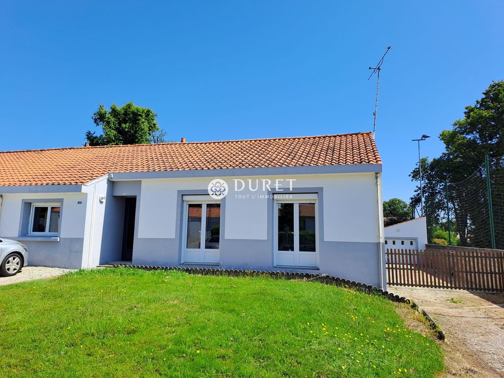 Achat maison à vendre 3 chambres 85 m² - Aubigny-les-Clouzeaux