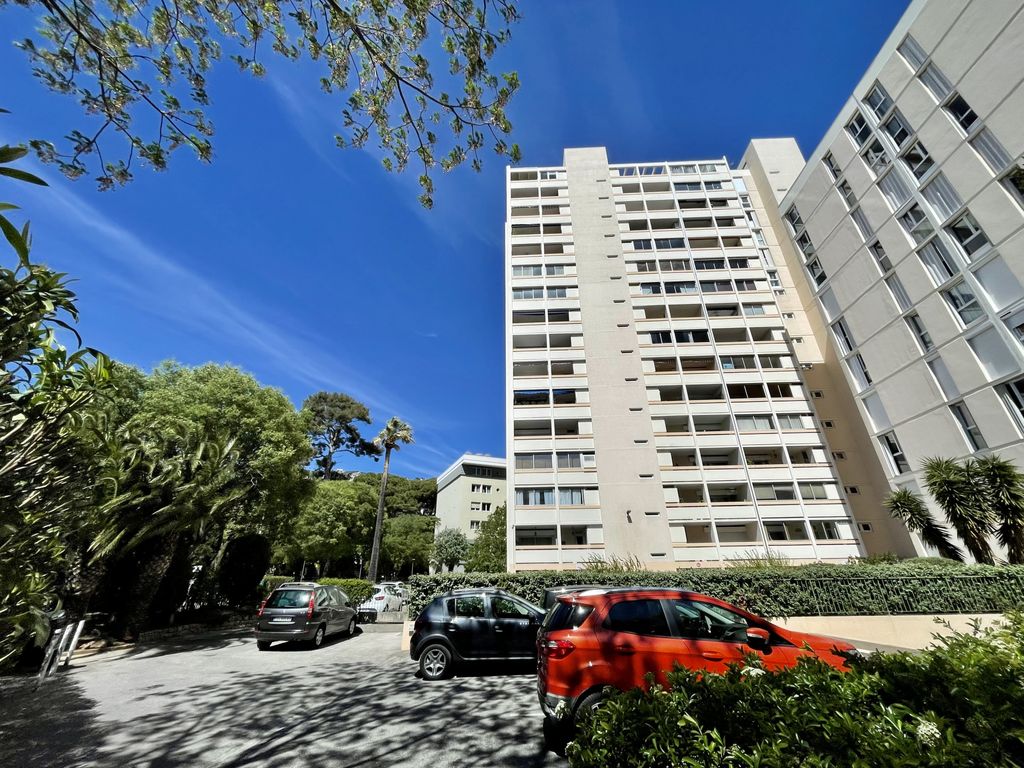 Achat appartement à vendre 4 pièces 75 m² - Toulon