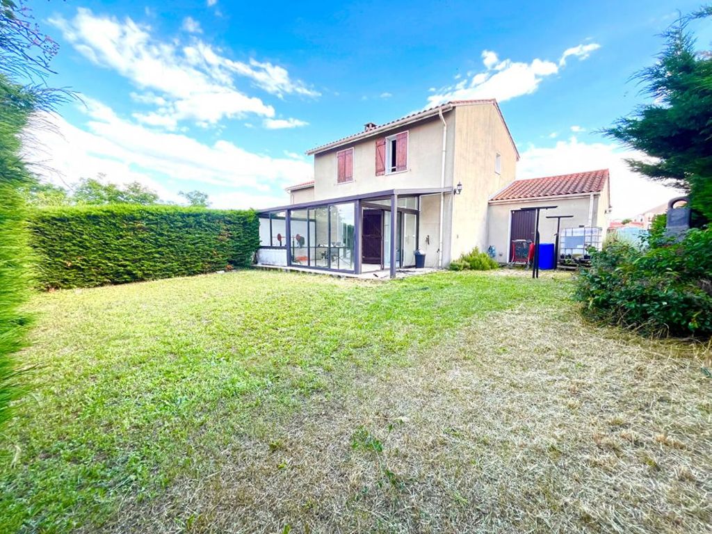 Achat maison à vendre 3 chambres 110 m² - Saint-Genis-Laval