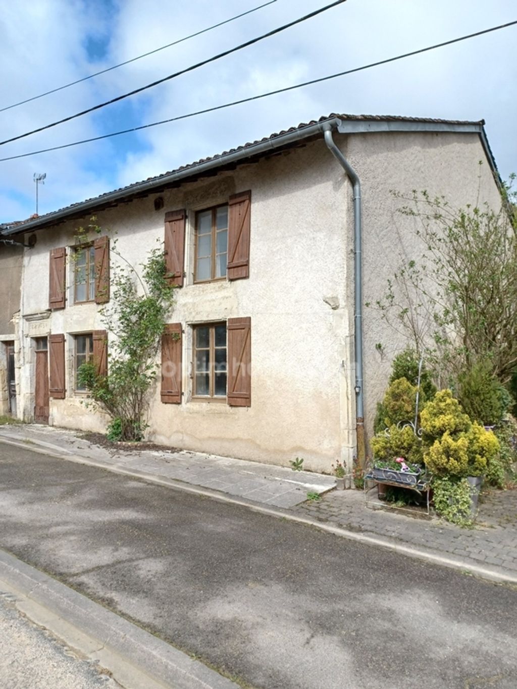 Achat maison à vendre 3 chambres 200 m² - Bréhéville