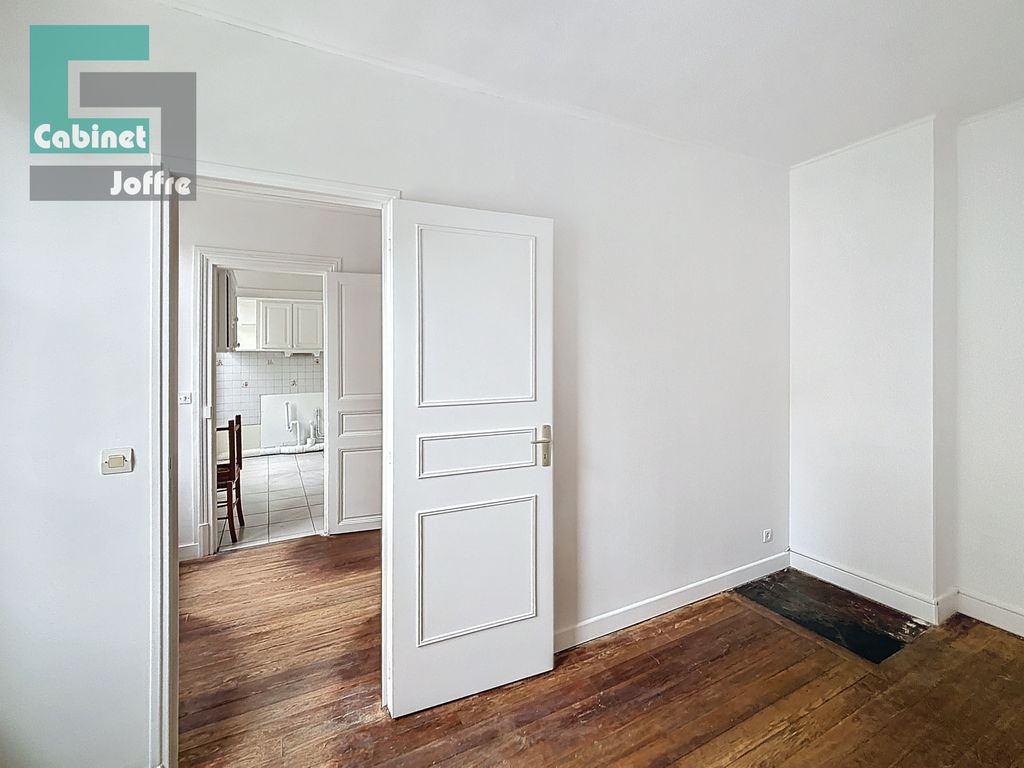 Achat appartement à vendre 2 pièces 30 m² - Fontainebleau