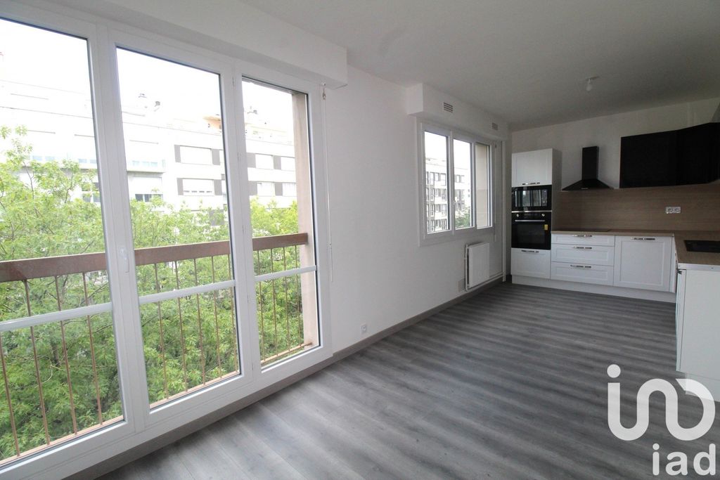 Achat appartement à vendre 5 pièces 99 m² - Le Mans