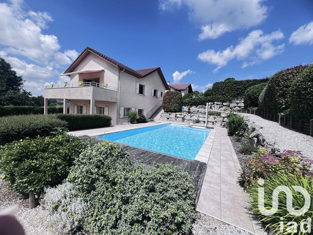 Achat maison à vendre 5 chambres 175 m² - Montferrat