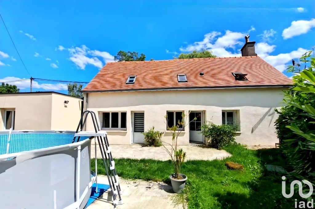 Achat maison à vendre 4 chambres 97 m² - Luynes