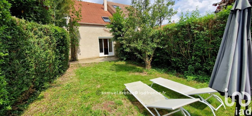 Achat maison à vendre 5 chambres 129 m² - Montigny-le-Bretonneux