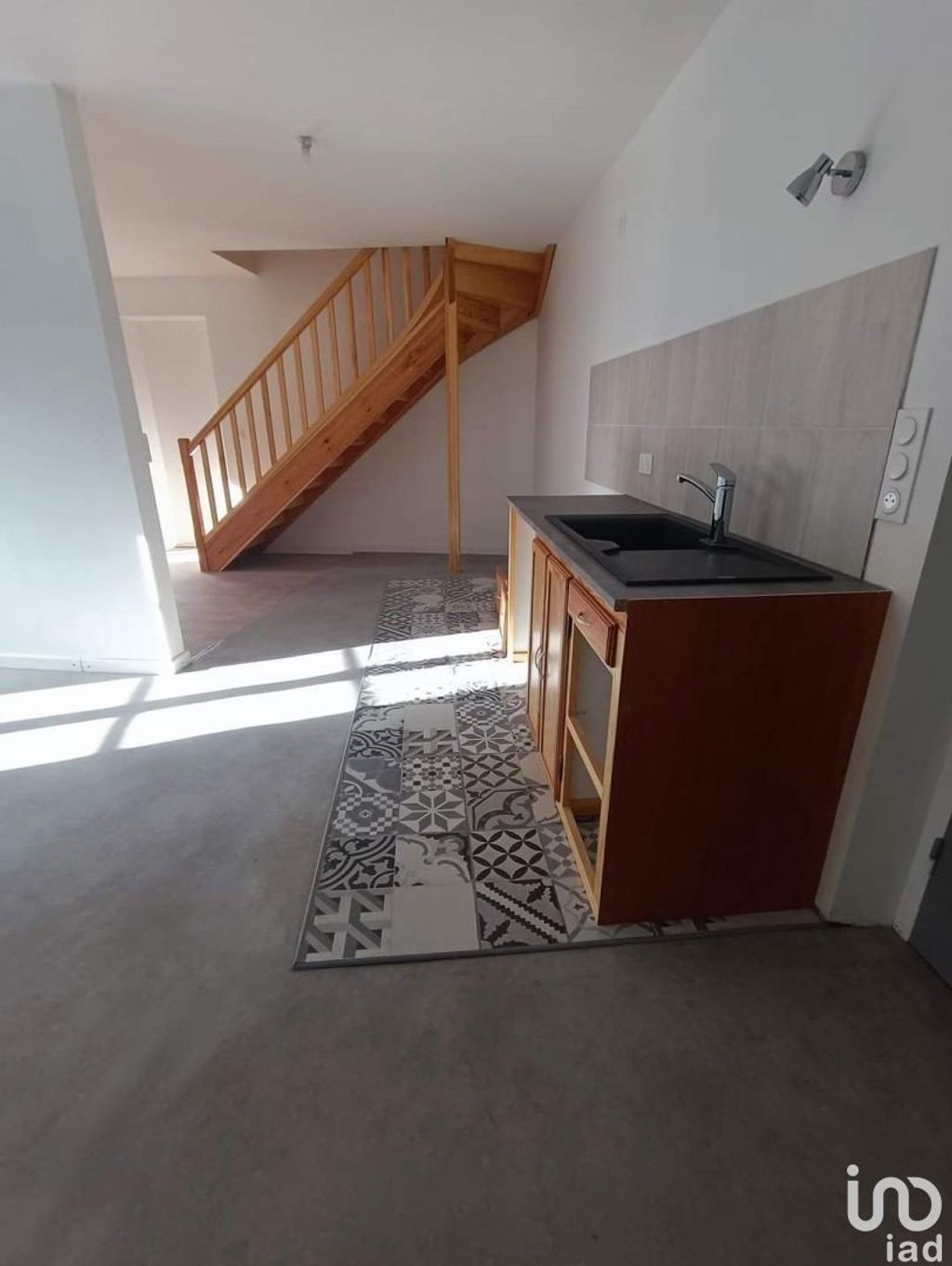 Achat maison à vendre 2 chambres 105 m² - Sury-le-Comtal