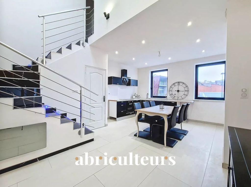 Achat loft à vendre 3 pièces 71 m² - Roubaix