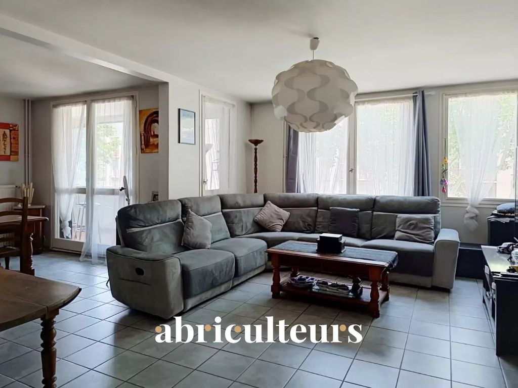 Achat appartement à vendre 5 pièces 91 m² - Valence