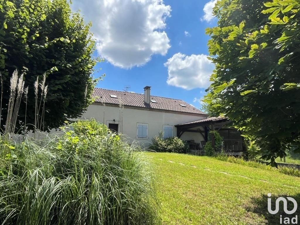 Achat maison 6 chambre(s) - La Tour-Blanche-Cercles