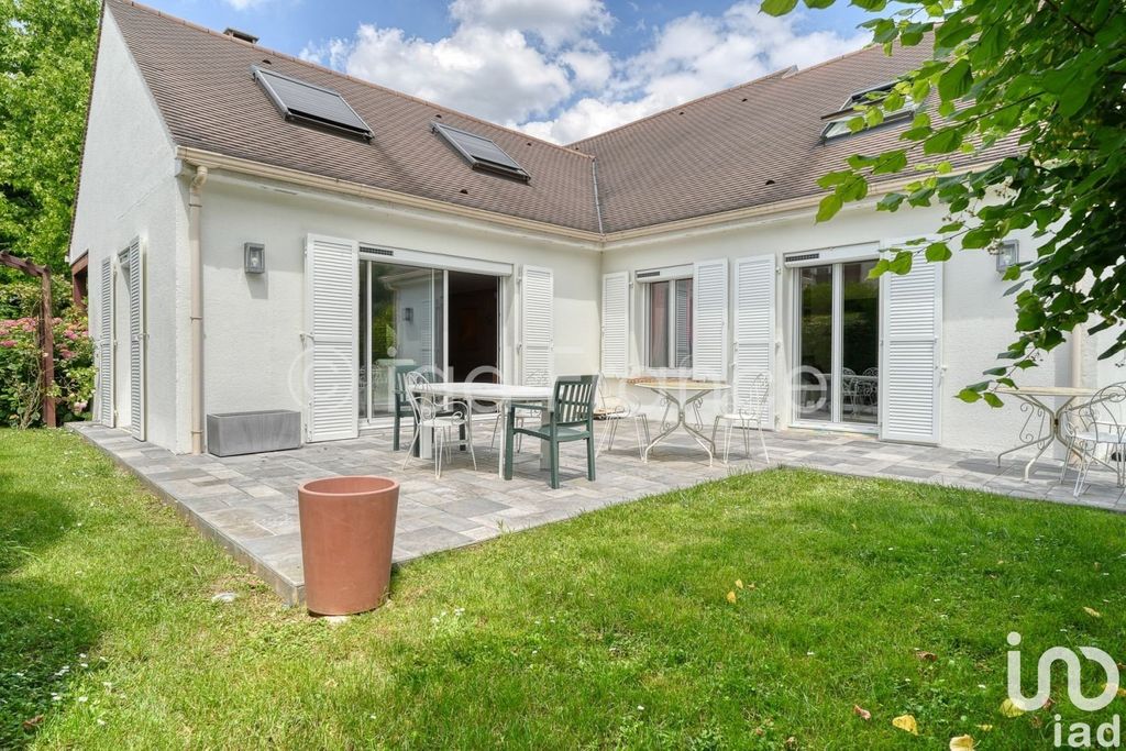 Achat maison à vendre 6 chambres 247 m² - Villennes-sur-Seine