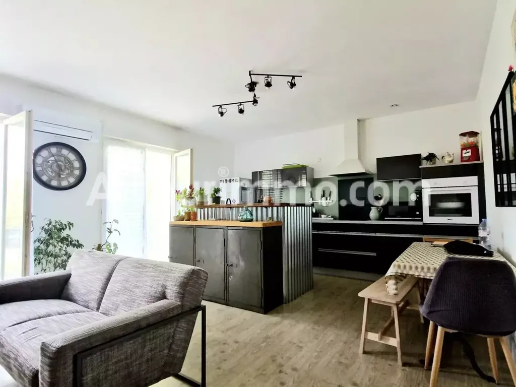 Achat maison à vendre 2 chambres 109 m² - Béziers