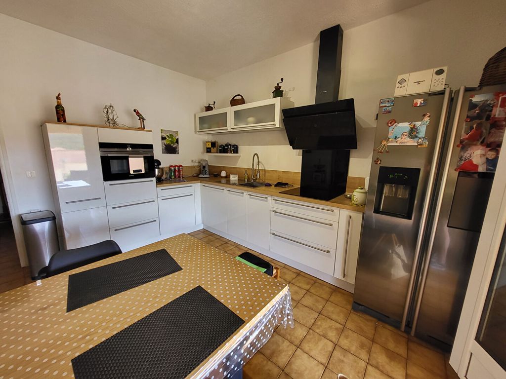 Achat maison à vendre 4 chambres 145 m² - Penta-di-Casinca