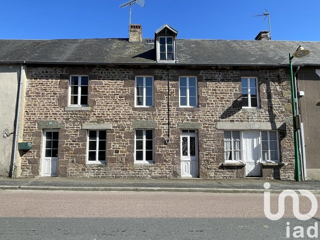 Achat maison à vendre 3 chambres 119 m² - Notre-Dame-de-Cenilly