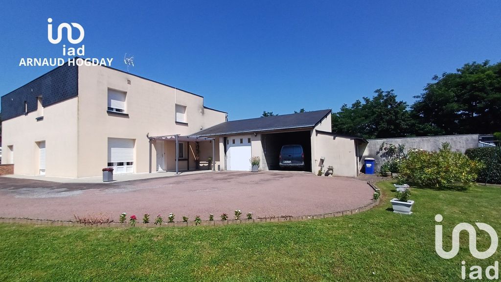 Achat maison à vendre 8 chambres 188 m² - Beaucouzé